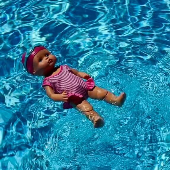 buddyswim dukke